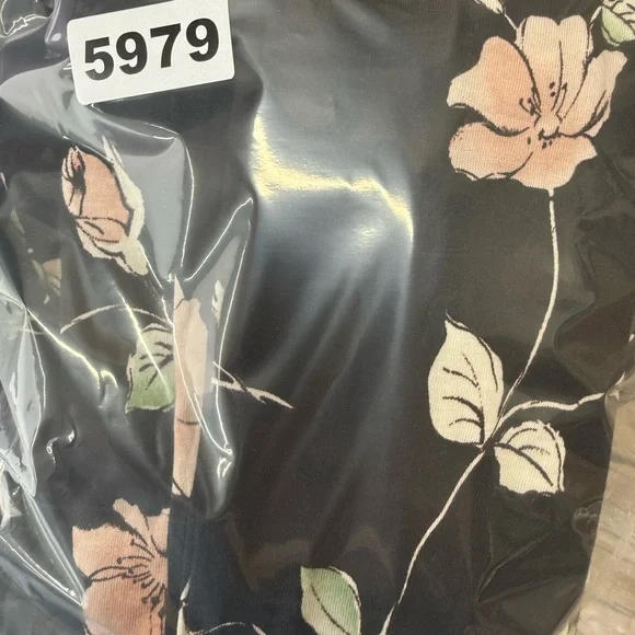 Bleu Salt Cayman black with floral print Wrap Dress size large